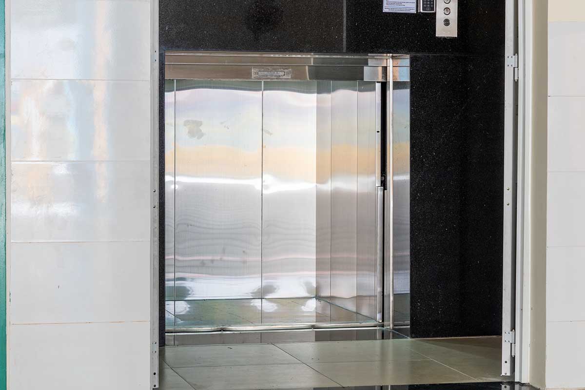 thang máy thực phẩm Mitsubishi chất lượng tại TP HCM
